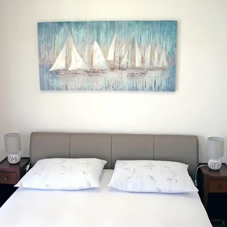Zvonimir Apartment Slatine